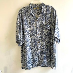 XL Tommy Bahama button down short sleeve shirt.